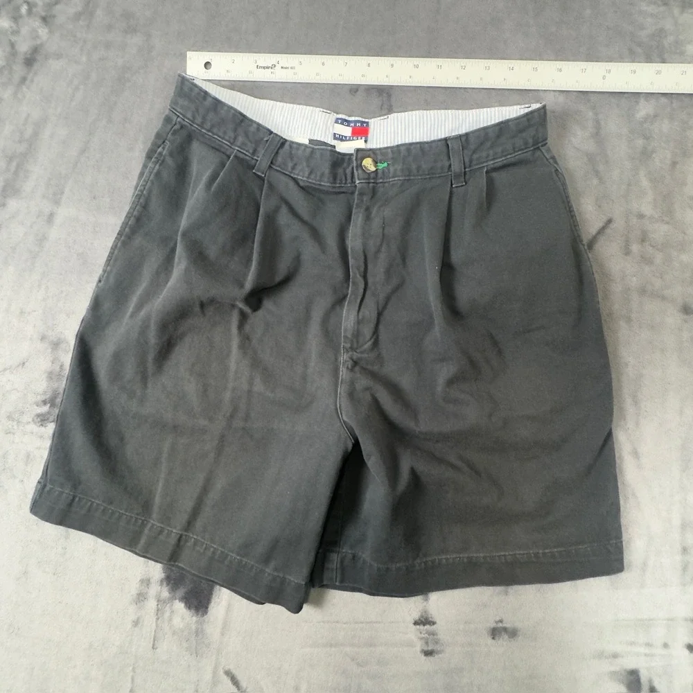 Tommy Hilfiger Chino Shorts Mens 33 Navy Blue Pleated Cotton Vintage 2705